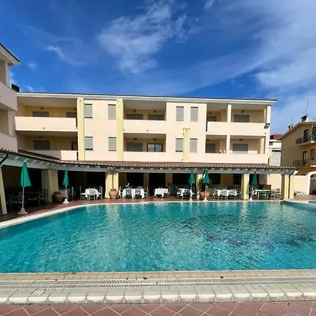 Stylish Res Del Golfodiorosei 1 Bedapt B5 Persons Lägenhet *