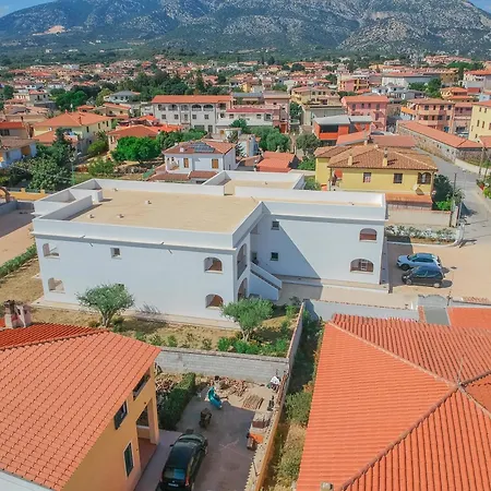 Lägenhet Stylish Res Del Golfodiorosei 1 Bedapt B5 Persons Orosei
