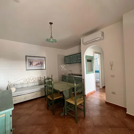 Stylish Res Del Golfodiorosei 1 Bedapt B5 Persons Lägenhet Orosei