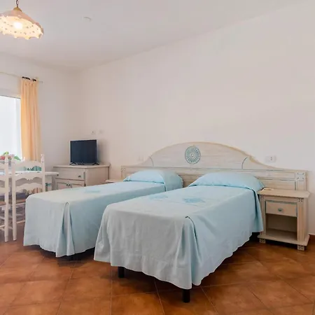 Stylish Res Del Golfodiorosei 1 Bedapt B5 Persons Lägenhet Orosei
