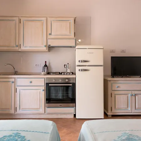 Stylish Res Del Golfodiorosei 1 Bedapt B5 Persons Apartament