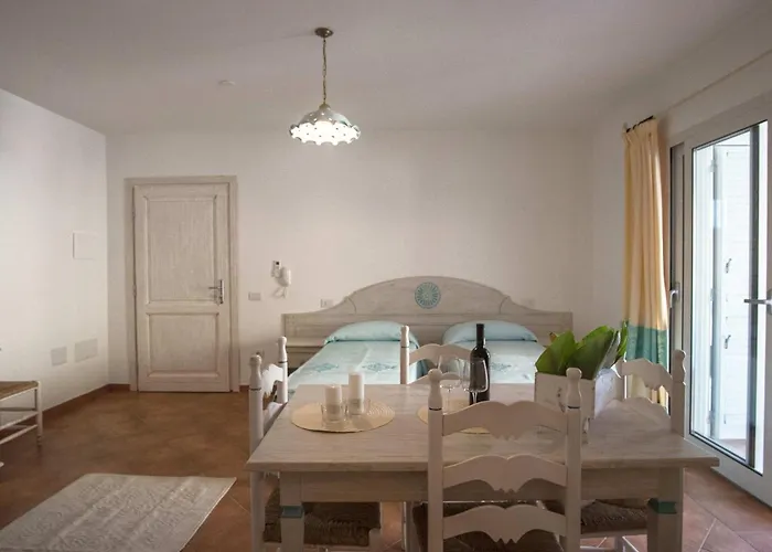 Stylish Res Del Golfodiorosei 1 Bedapt B5 Persons Apartment *